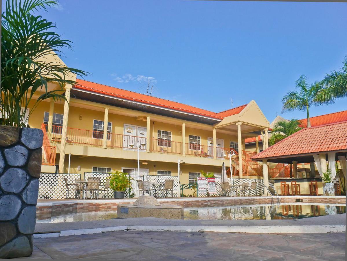 Hotel North Resort 파라마리보 외부 사진