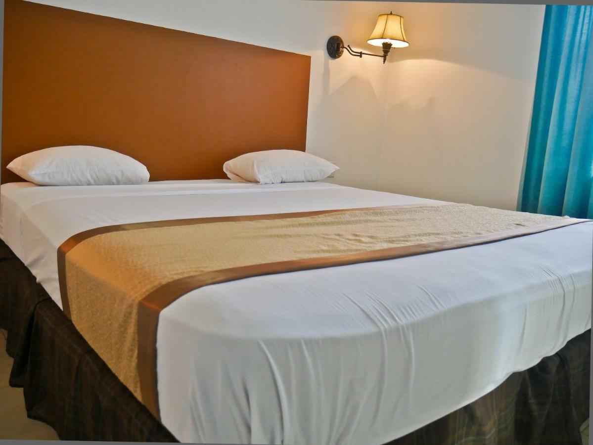 Hotel North Resort 파라마리보 외부 사진